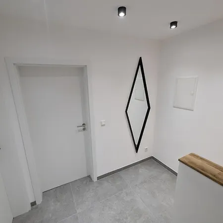 H1 Mit Sauna 8 Personen 4 Schlafzimmer Apartment