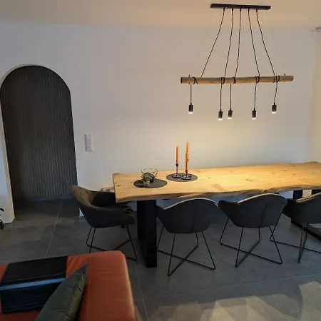 H1 Mit Sauna 8 Personen 4 Schlafzimmer Apartamento *