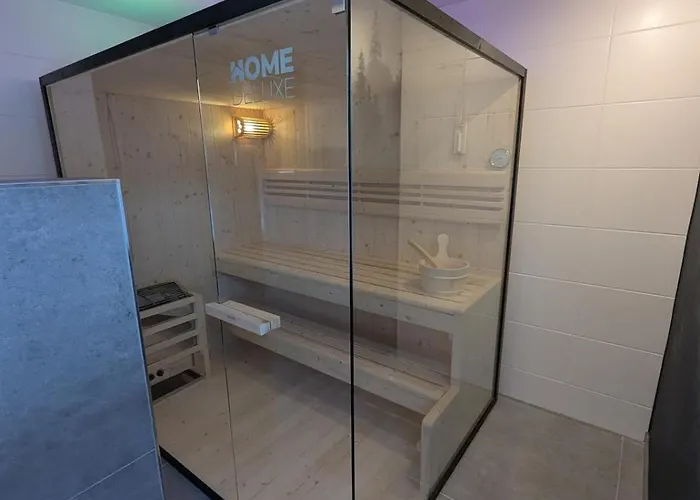 H1 Mit Sauna 8 Personen 4 Schlafzimmer *